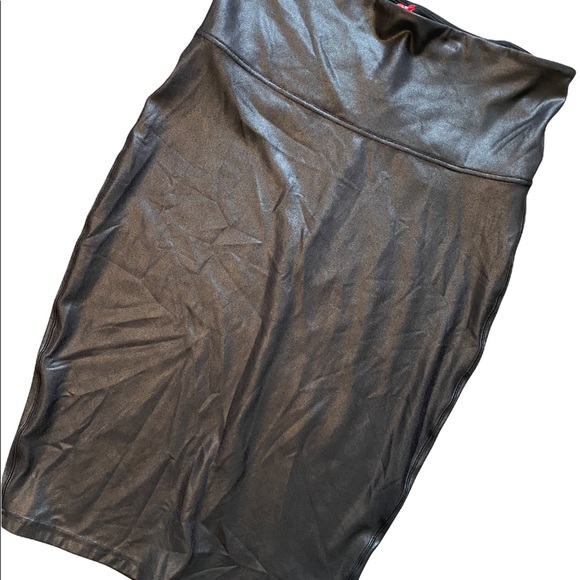 Spanx faux leather pencil skirt - Picture 4 of 5